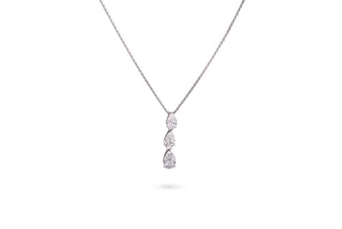 Diamant-Pendant mit Kette in Weißgold